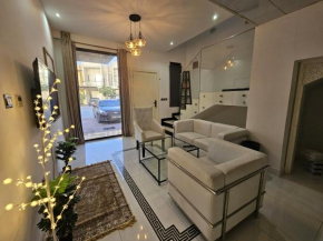 Amazing One-Bedroom Villa TownHouse